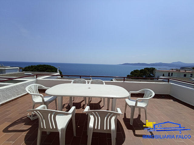 Apartment -
                                      Llançà -
                                      3 bedrooms -
                                      6 persons