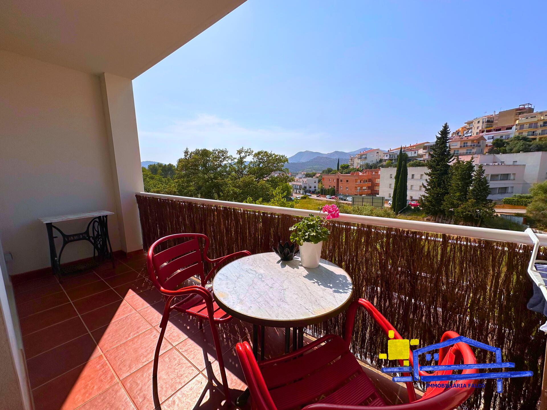 Apartment - Llançà - 3 bedrooms - 5 persons